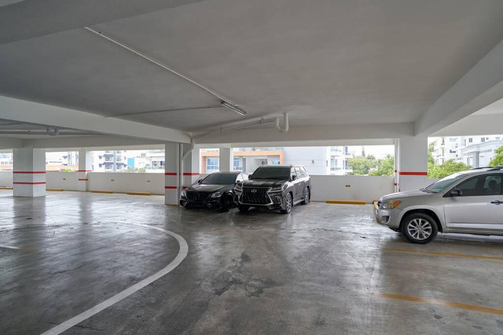 Escape Apartments, Balcony, Pool, Gym & Spa In La Julia Santo Domingo Buitenkant foto
