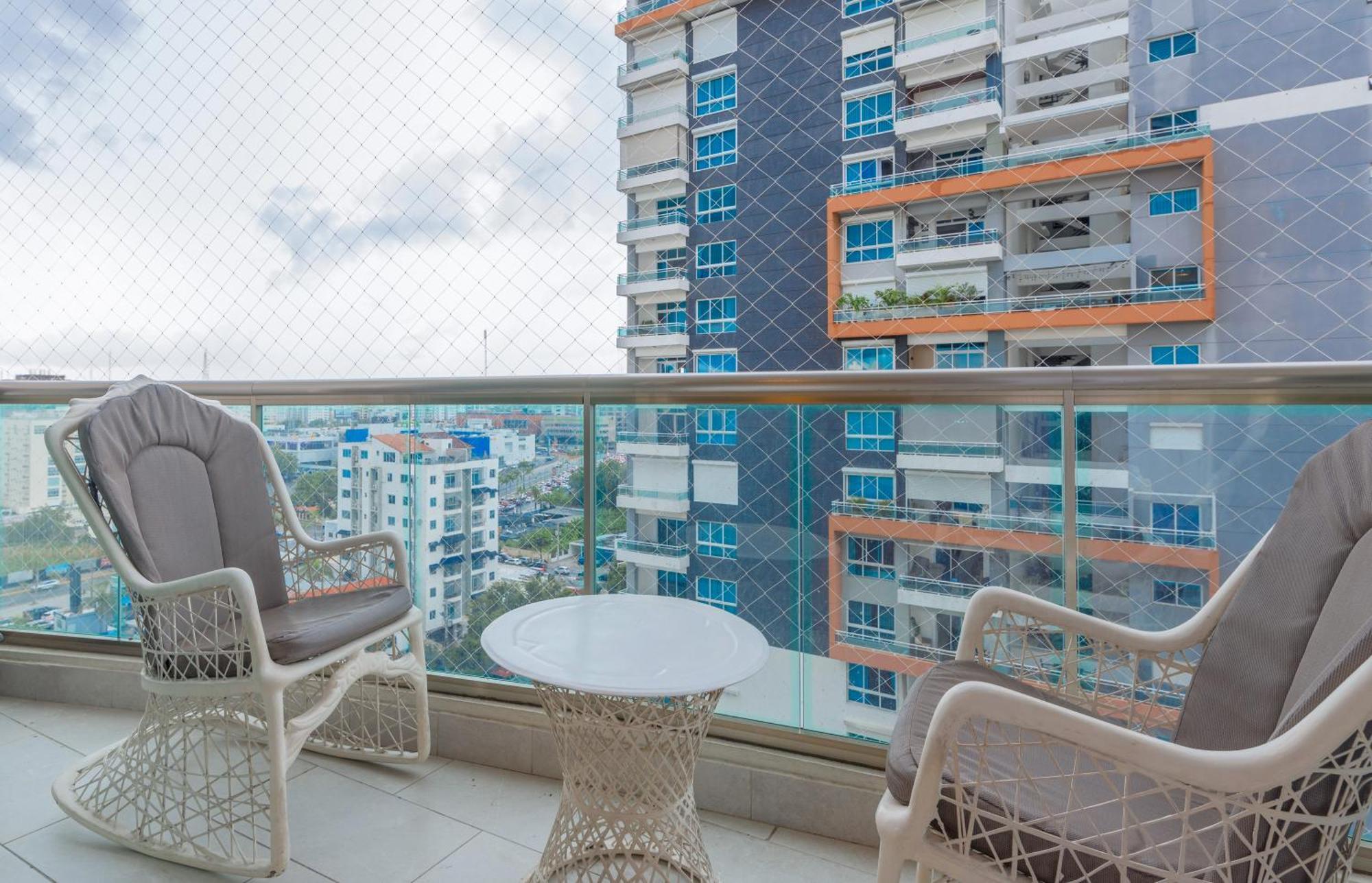 Escape Apartments, Balcony, Pool, Gym & Spa In La Julia Santo Domingo Buitenkant foto